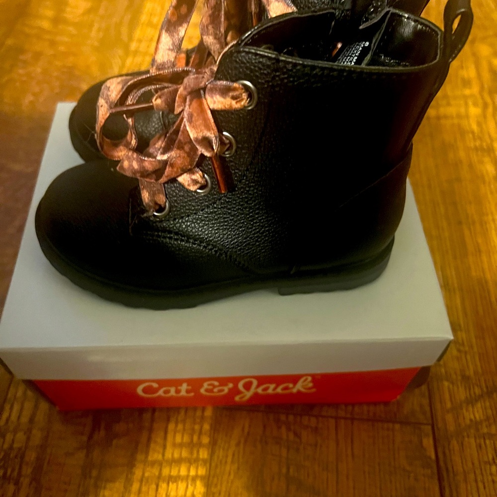 Toddler Girls' Giovanna Lace-Up Zipper Combat Boots - Cat & Jack™